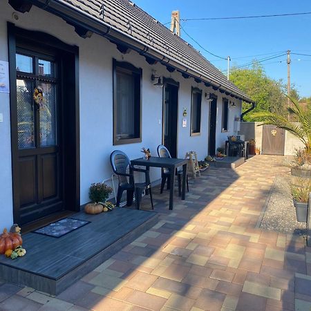 Hauptman Apartman Nagyatád 外观 照片